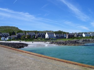 A first glimpse of the town on Iona